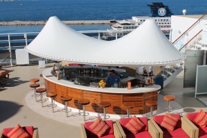Posh Beach Club de Norwegian Cruise Line